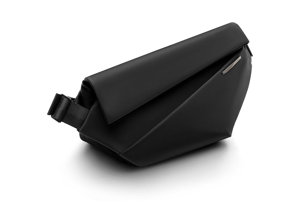 R1 NIID ショルダーバッグ ブラック