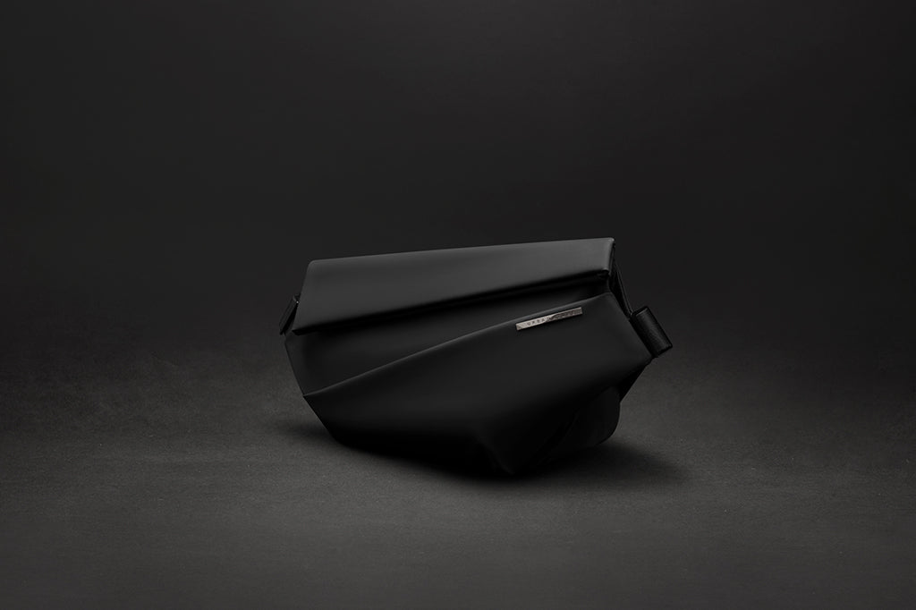 R1 NIID ショルダーバッグ ブラック