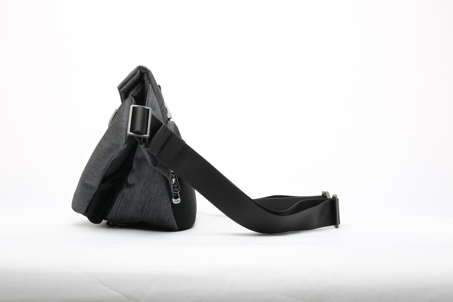 R1 NIID ショルダーバッグ インディゴ